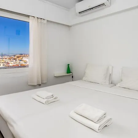 Relaxing Getaway By The Sea In By Costarentals - Ref 169